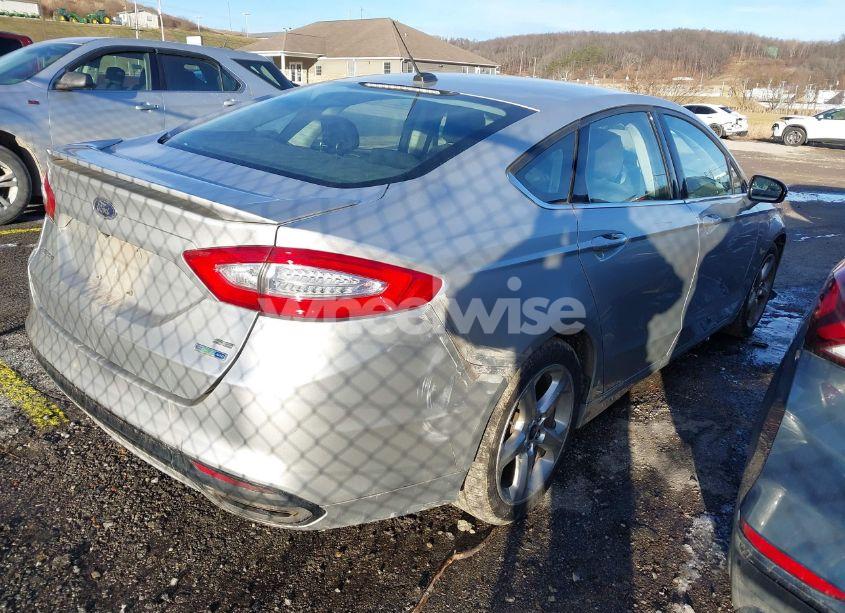 Photo 4 of 2016 Ford Fusion SE (VIN 3FA6P0T95GR325548)