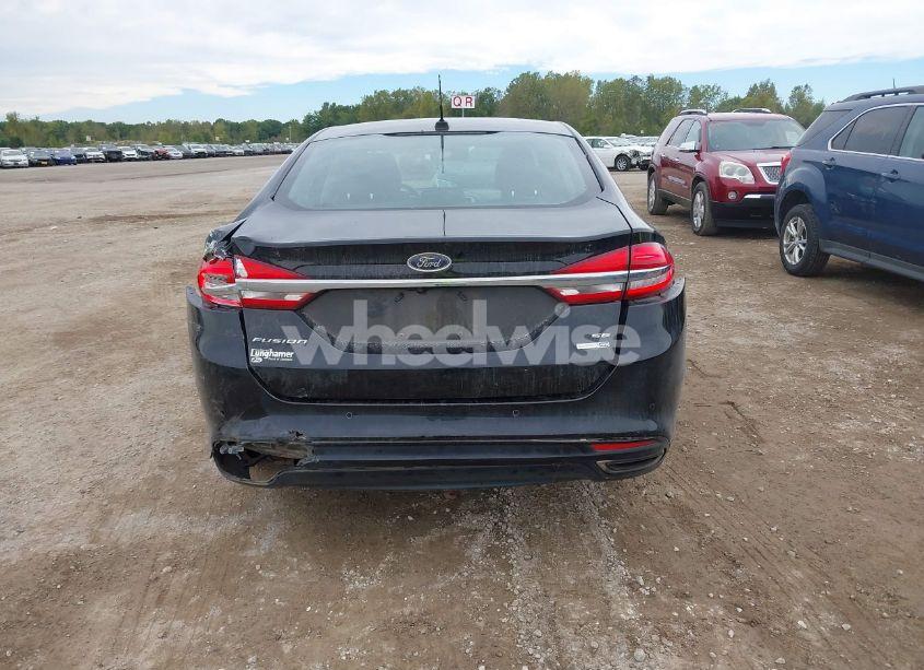 Photo 17 of 2017 Ford Fusion SE (VIN 3FA6P0T95HR140398)
