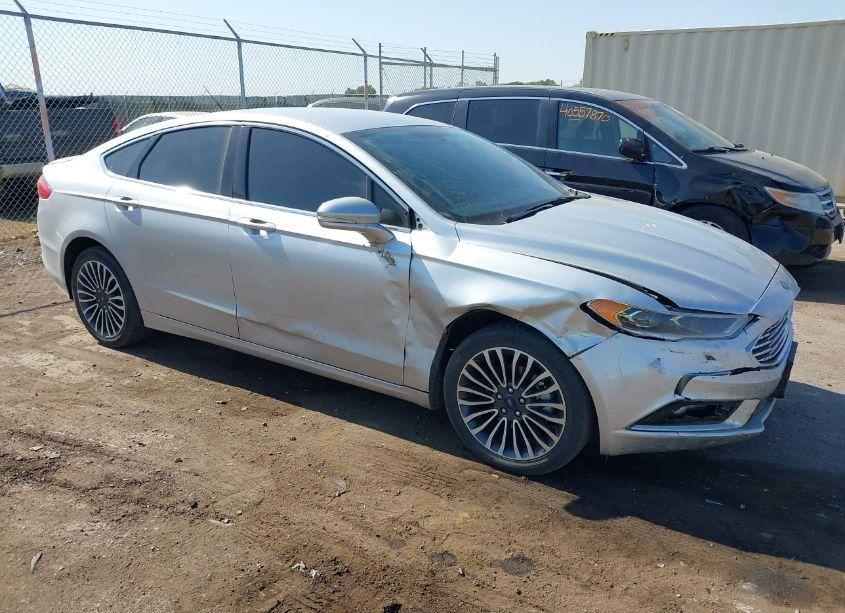 2017 Ford Fusion SE (VIN 3FA6P0T95HR293380) main photo