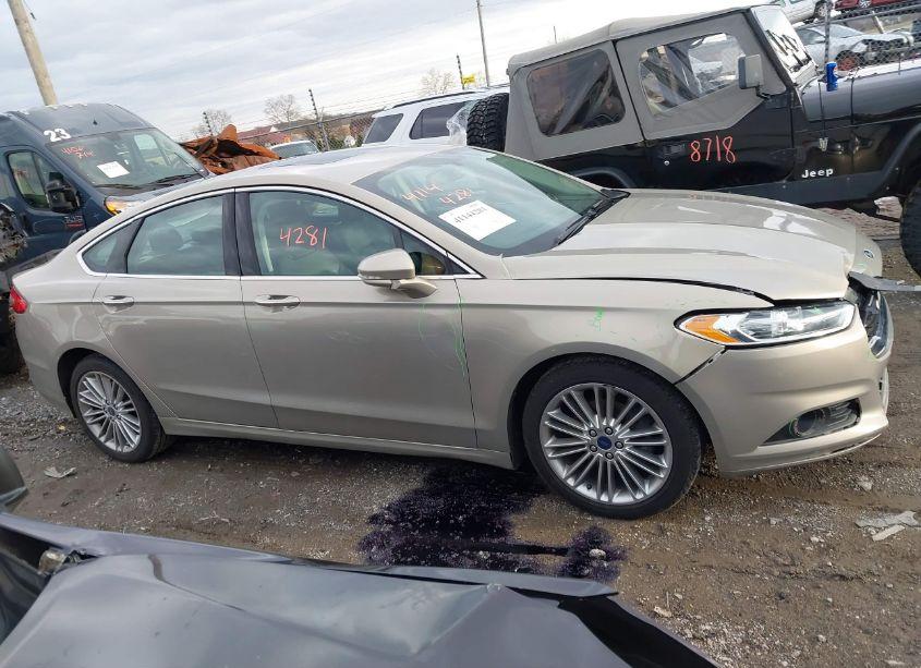 Photo 13 of 2016 Ford Fusion SE (VIN 3FA6P0T96GR127819)