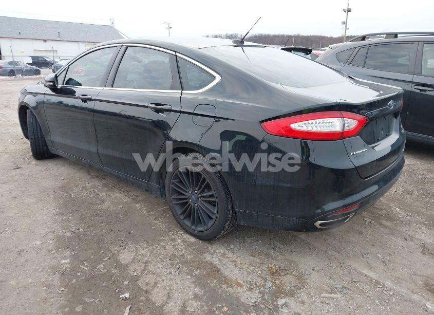 Photo 3 of 2016 Ford Fusion SE (VIN 3FA6P0T96GR231131)