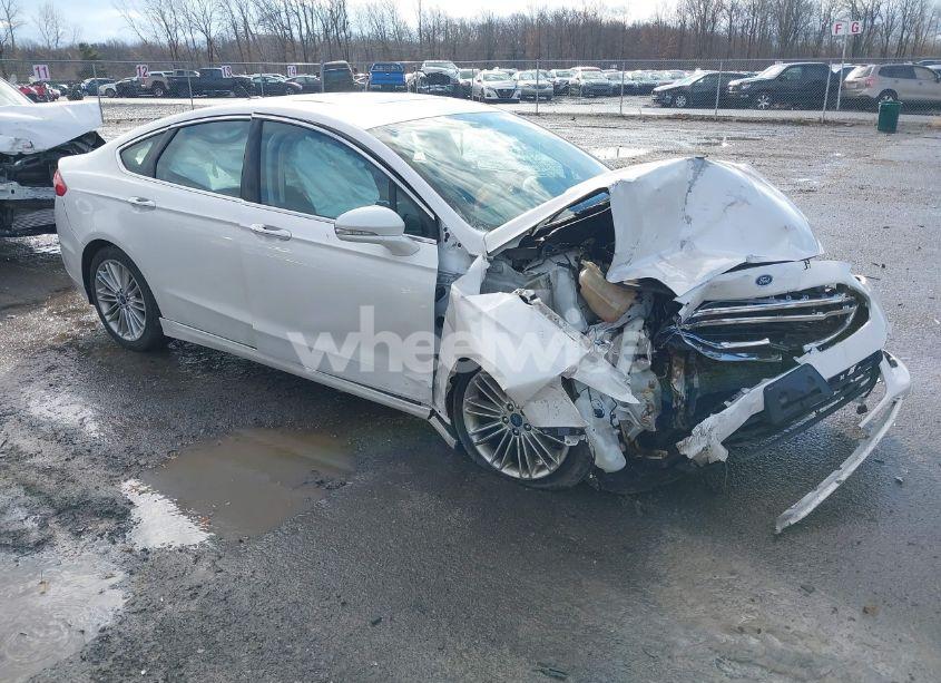 2016 Ford Fusion SE (VIN 3FA6P0T96GR312548) main photo
