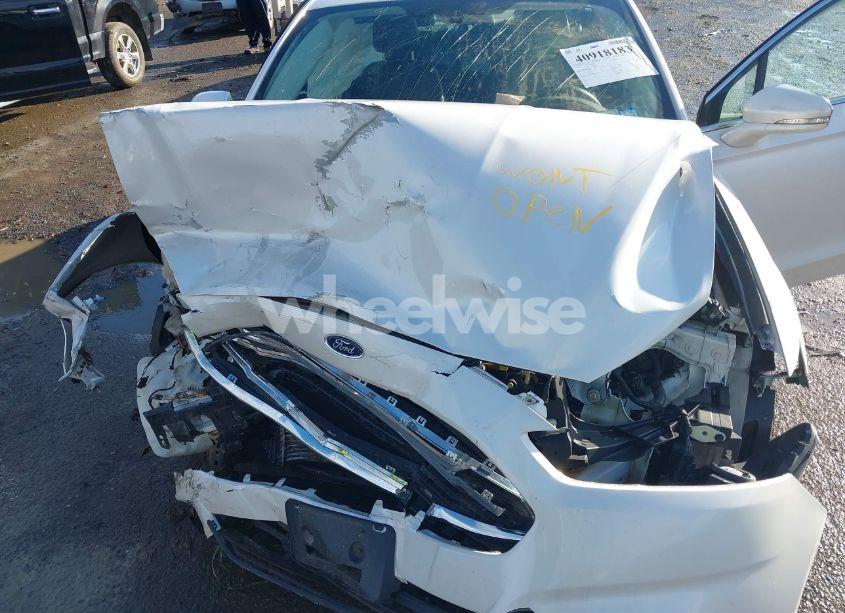 Photo 10 of 2016 Ford Fusion SE (VIN 3FA6P0T96GR312548)