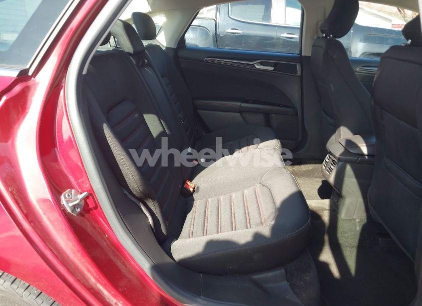 Photo 8 of 2016 Ford Fusion SE (VIN 3FA6P0T96GR312887)