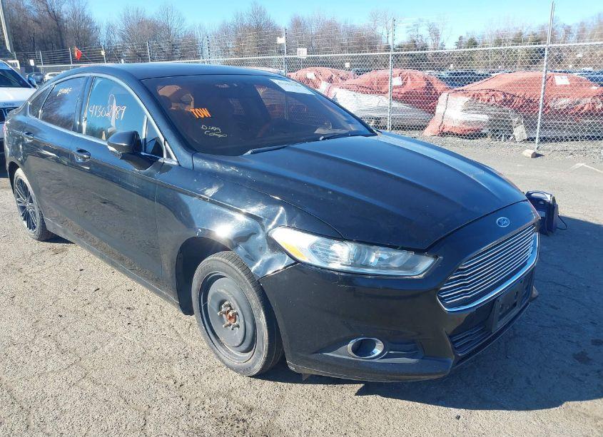 2016 Ford Fusion SE (VIN 3FA6P0T96GR322108) main photo