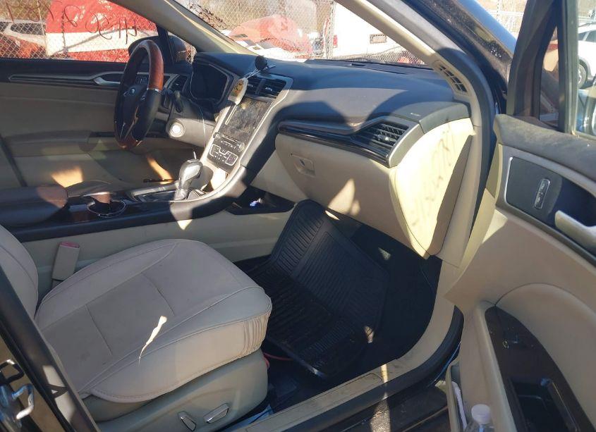 Photo 5 of 2016 Ford Fusion SE (VIN 3FA6P0T96GR322108)