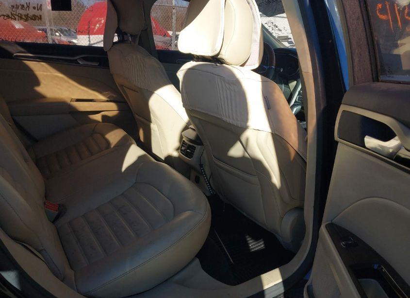 Photo 8 of 2016 Ford Fusion SE (VIN 3FA6P0T96GR322108)