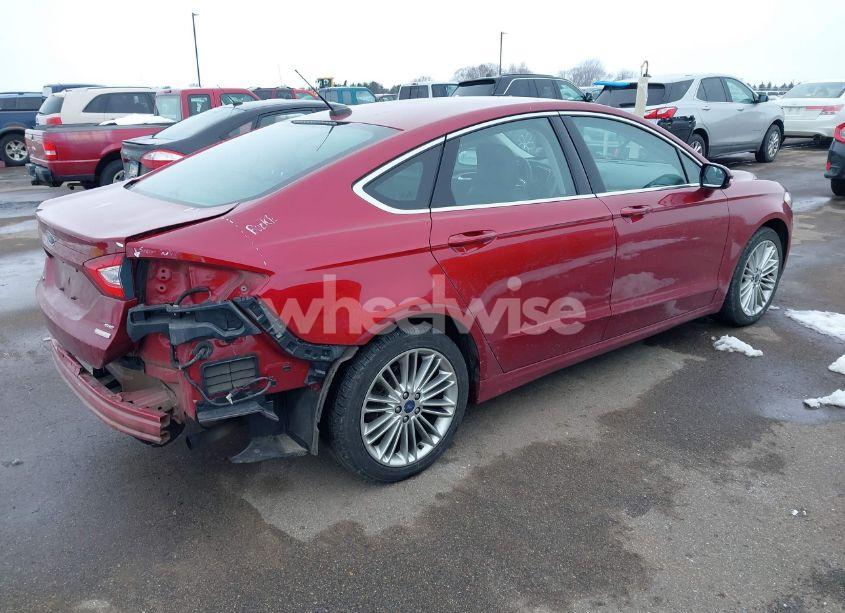 Photo 4 of 2016 Ford Fusion SE (VIN 3FA6P0T96GR381448)