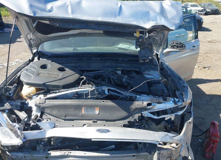 Photo 10 of 2017 Ford Fusion SE (VIN 3FA6P0T96HR185754)