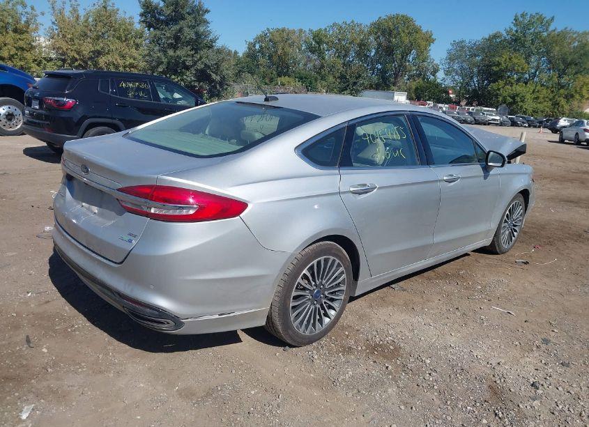 Photo 4 of 2017 Ford Fusion SE (VIN 3FA6P0T96HR185754)