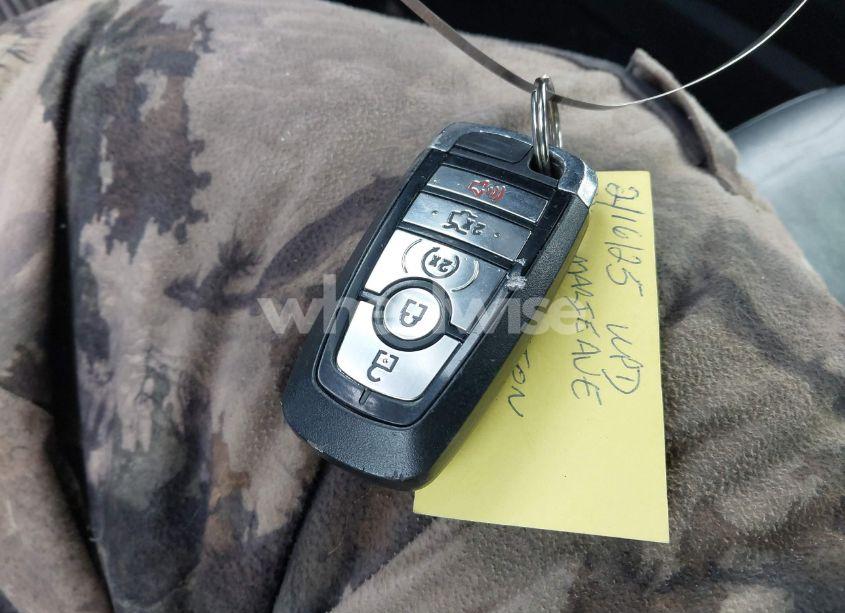 Photo 11 of 2017 Ford Fusion SE (VIN 3FA6P0T96HR267970)