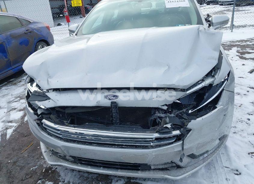 Photo 6 of 2017 Ford Fusion SE (VIN 3FA6P0T96HR267970)