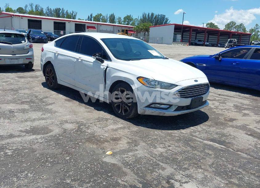 2017 Ford Fusion SE (VIN 3FA6P0T96HR316536) main photo