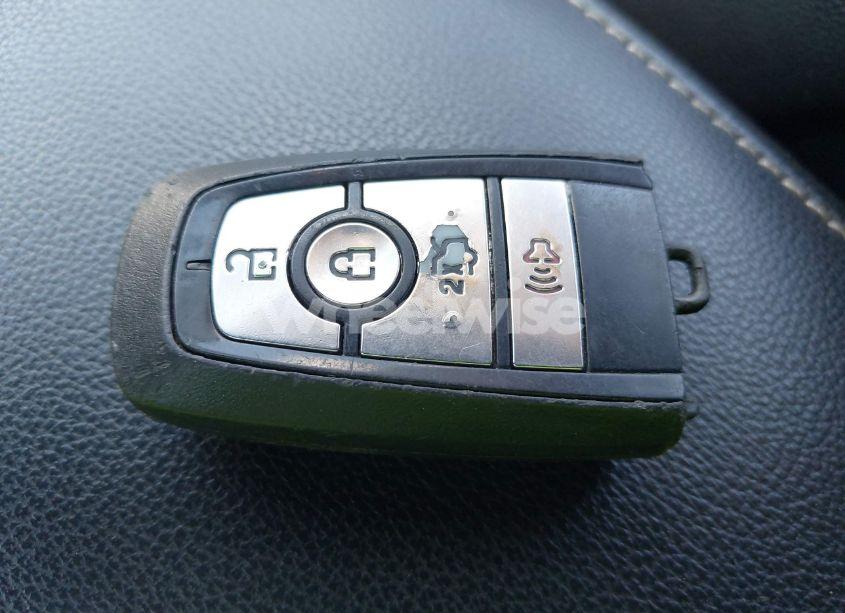 Photo 11 of 2017 Ford Fusion SE (VIN 3FA6P0T96HR316536)