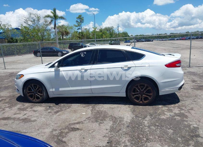 Photo 14 of 2017 Ford Fusion SE (VIN 3FA6P0T96HR316536)