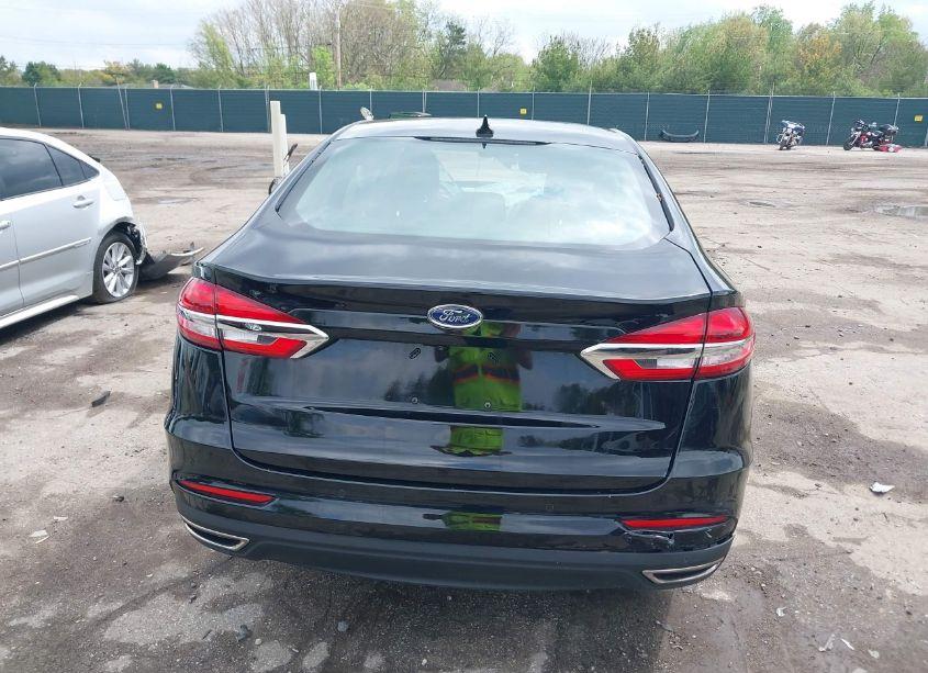 Photo 16 of 2020 Ford Fusion SE (VIN 3FA6P0T96LR163021)
