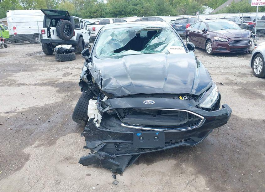 Photo 6 of 2020 Ford Fusion SE (VIN 3FA6P0T96LR163021)