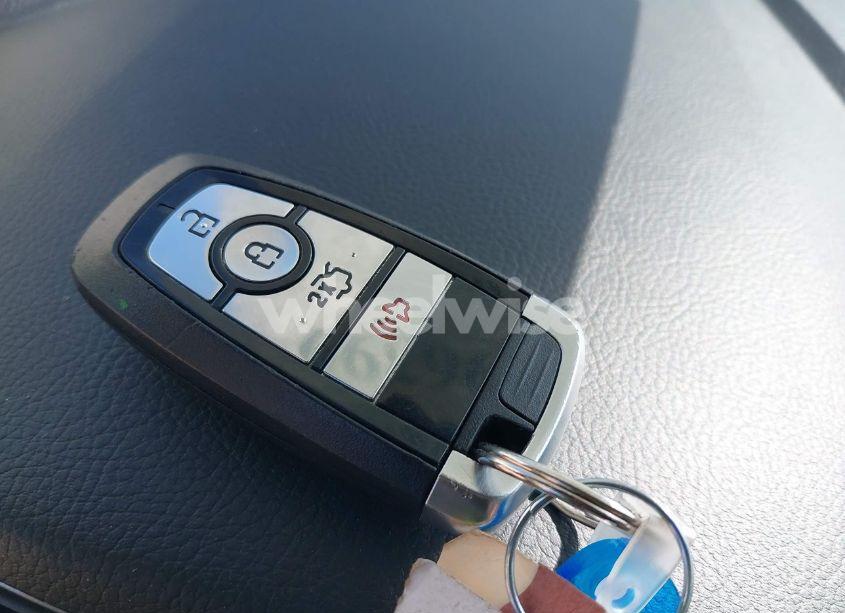 Photo 11 of 2020 Ford Fusion SE (VIN 3FA6P0T96LR179655)