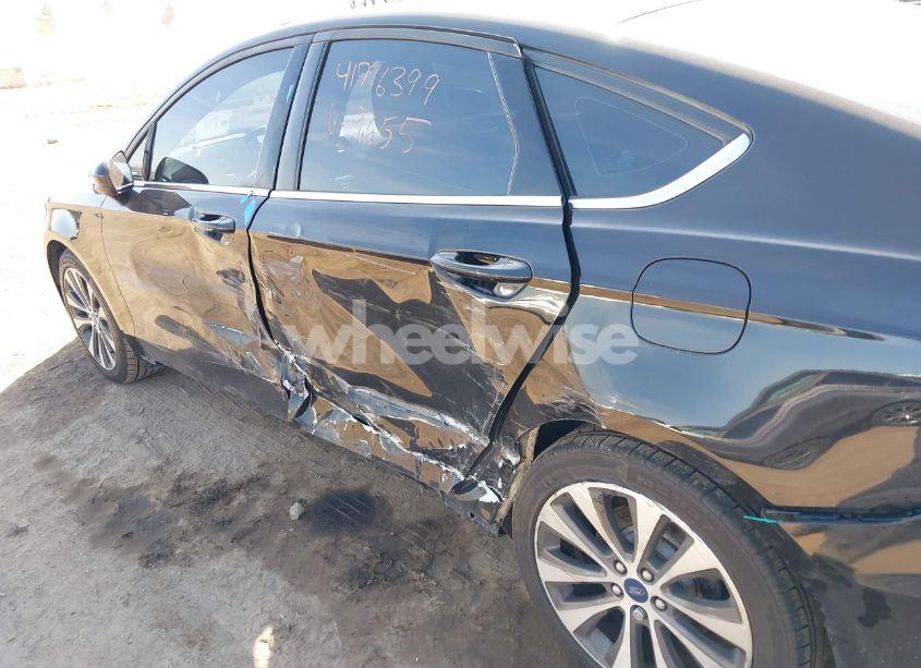 Photo 18 of 2020 Ford Fusion SE (VIN 3FA6P0T96LR179655)