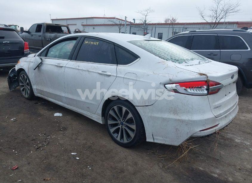 Photo 3 of 2020 Ford Fusion SE (VIN 3FA6P0T96LR202299)