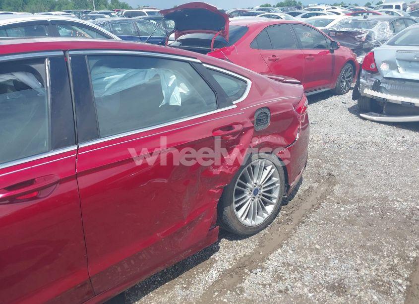 Photo 6 of 2016 Ford Fusion SE (VIN 3FA6P0T97GR154592)