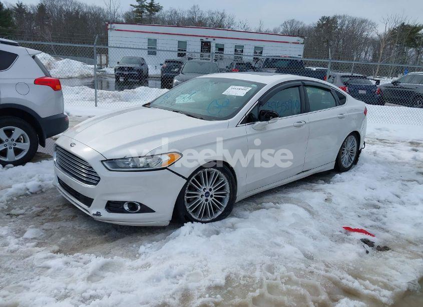 Photo 2 of 2016 Ford Fusion SE (VIN 3FA6P0T97GR271704)