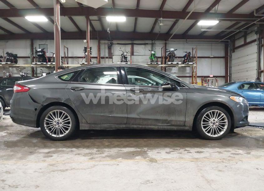 Photo 13 of 2016 Ford Fusion SE (VIN 3FA6P0T97GR353836)