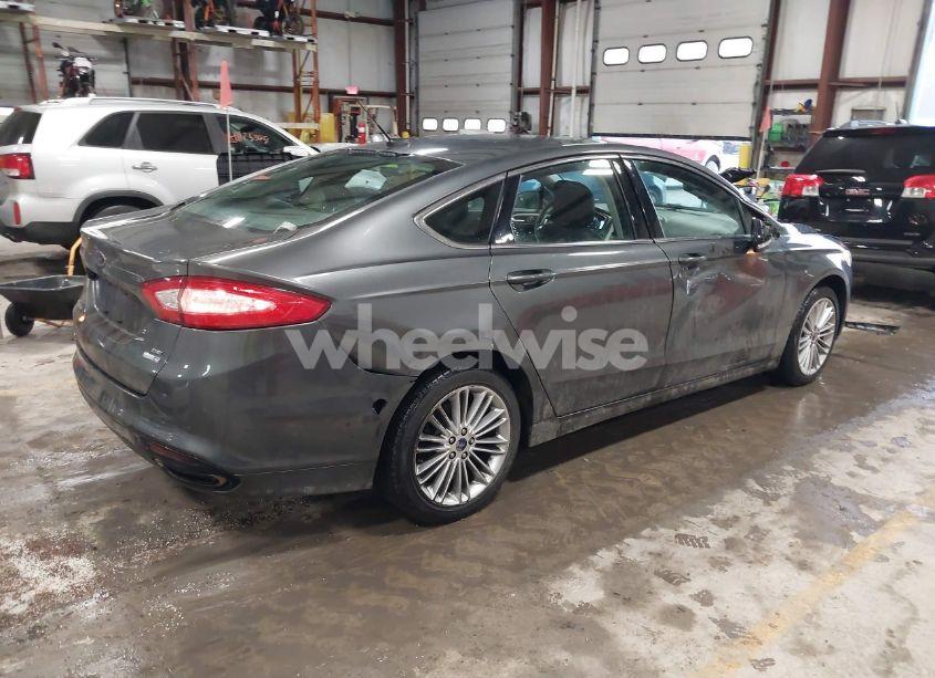 Photo 4 of 2016 Ford Fusion SE (VIN 3FA6P0T97GR353836)