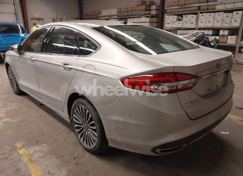 Photo 3 of 2017 Ford Fusion SE (VIN 3FA6P0T97HR243242)