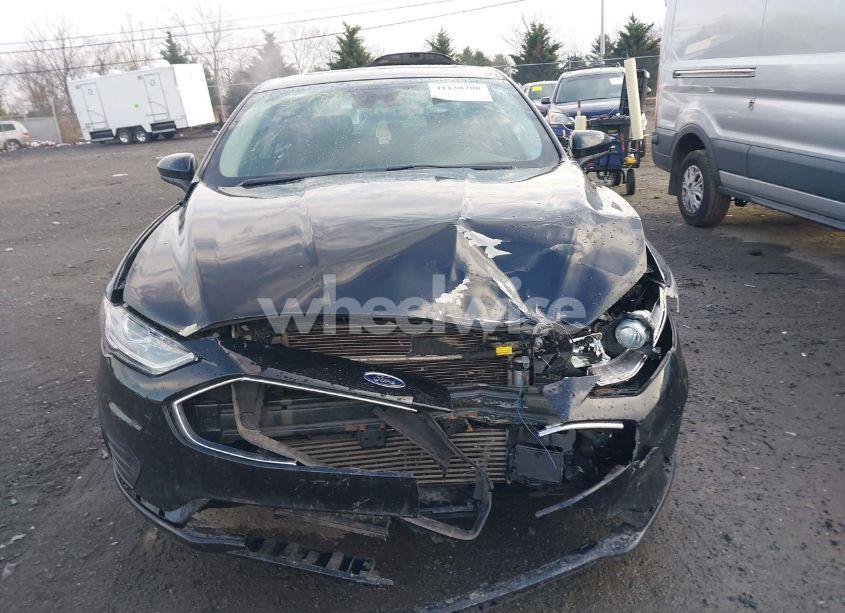 Photo 12 of 2019 Ford Fusion SE (VIN 3FA6P0T97KR224052)