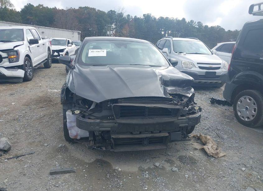 Photo 12 of 2019 Ford Fusion SE (VIN 3FA6P0T97KR236489)