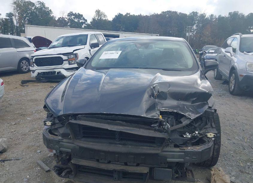 Photo 6 of 2019 Ford Fusion SE (VIN 3FA6P0T97KR236489)