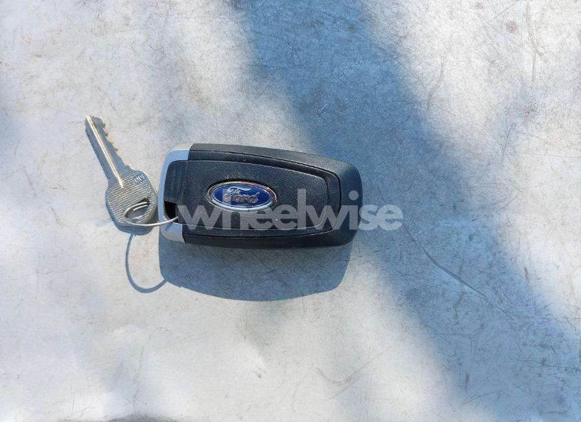 Photo 11 of 2019 Ford Fusion SE (VIN 3FA6P0T97KR285238)