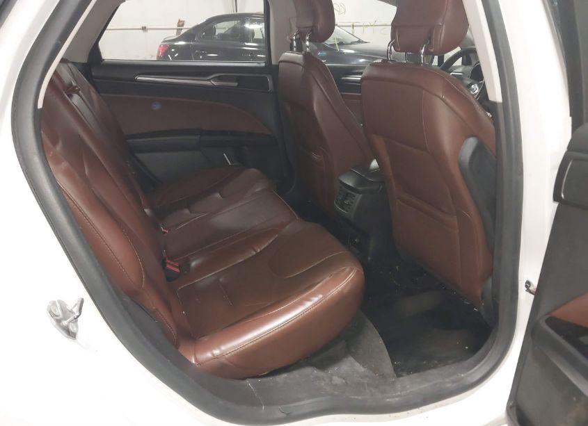 Photo 8 of 2015 Ford Fusion SE (VIN 3FA6P0T98FR111135)