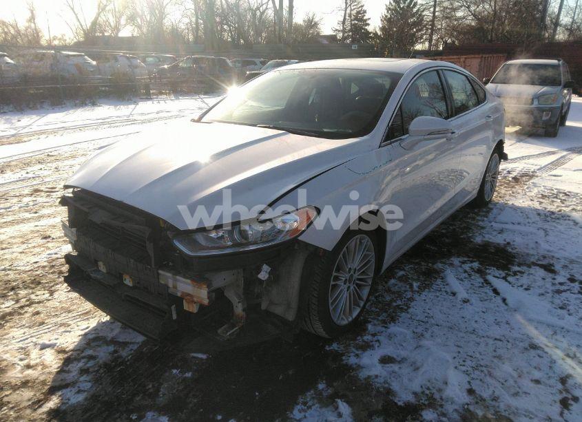 Photo 2 of 2015 Ford Fusion SE (VIN 3FA6P0T98FR308869)