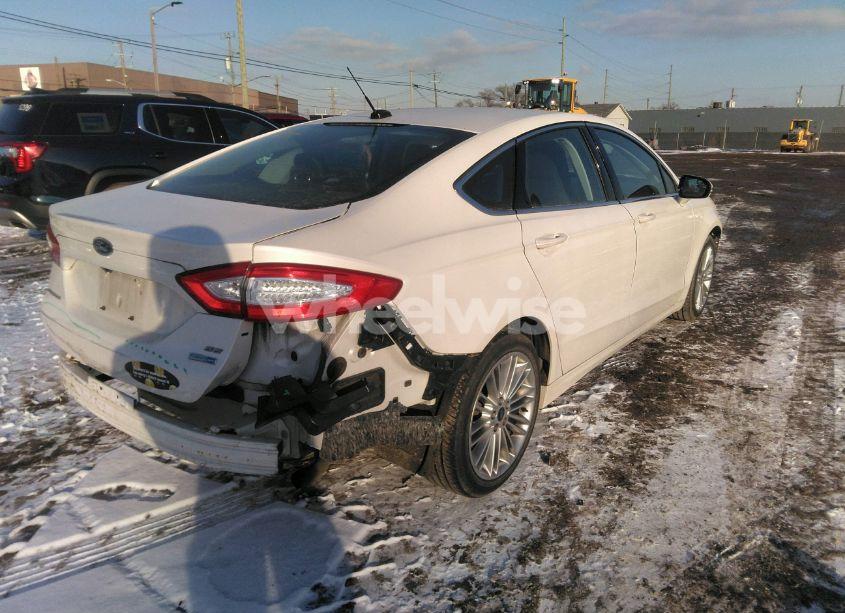 Photo 4 of 2015 Ford Fusion SE (VIN 3FA6P0T98FR308869)