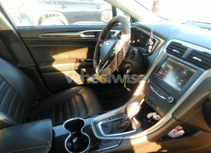 Photo 5 of 2015 Ford Fusion SE (VIN 3FA6P0T98FR308869)