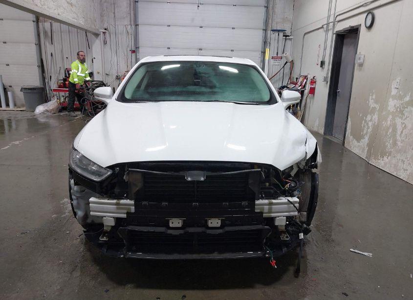 Photo 13 of 2016 Ford Fusion SE (VIN 3FA6P0T98GR146033)