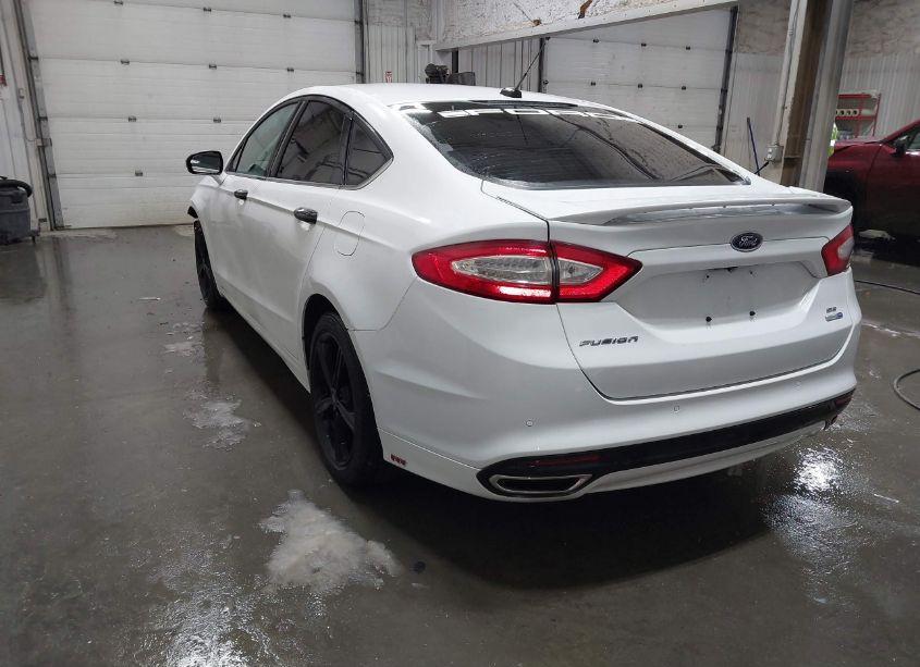 Photo 3 of 2016 Ford Fusion SE (VIN 3FA6P0T98GR146033)
