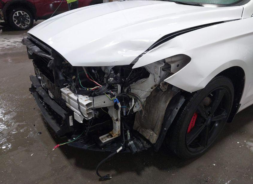 Photo 6 of 2016 Ford Fusion SE (VIN 3FA6P0T98GR146033)