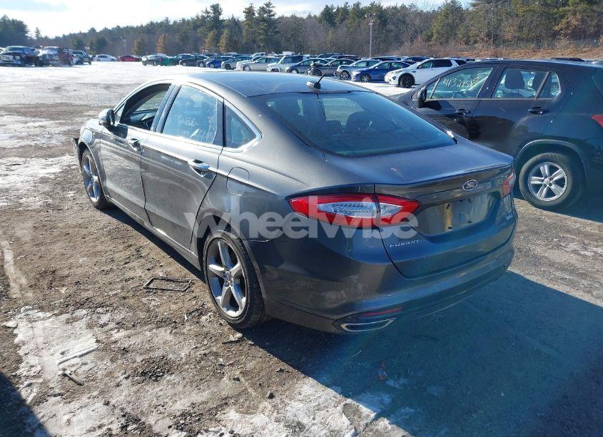Photo 3 of 2016 Ford Fusion SE (VIN 3FA6P0T98GR250232)