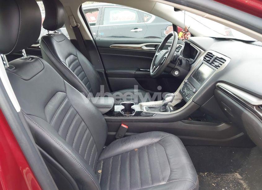 Photo 5 of 2016 Ford Fusion SE (VIN 3FA6P0T98GR348547)