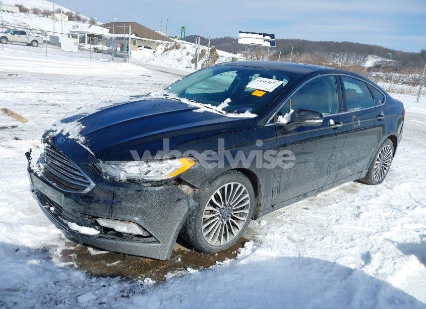 Photo 2 of 2017 Ford Fusion SE (VIN 3FA6P0T98HR139925)