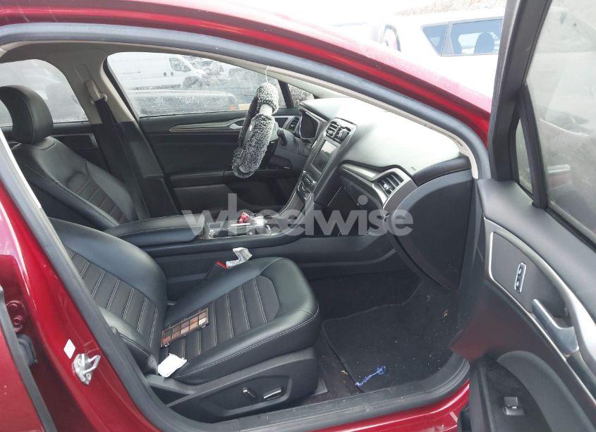 Photo 5 of 2017 Ford Fusion SE (VIN 3FA6P0T98HR293213)