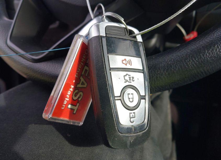 Photo 11 of 2019 Ford Fusion SE (VIN 3FA6P0T98KR238770)