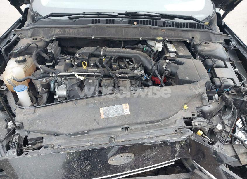 Photo 10 of 2019 Ford Fusion SE (VIN 3FA6P0T98KR253723)