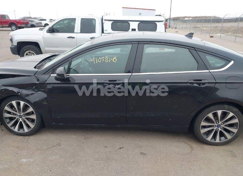 Photo 14 of 2019 Ford Fusion SE (VIN 3FA6P0T98KR253723)