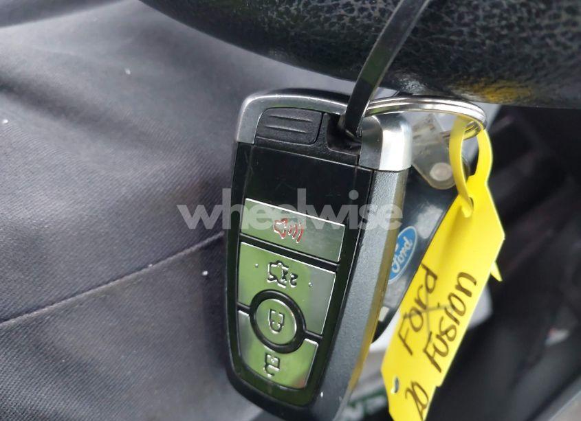 Photo 11 of 2020 Ford Fusion SE (VIN 3FA6P0T98LR167278)