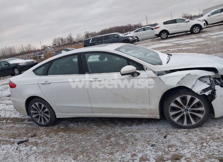 Photo 13 of 2020 Ford Fusion SE (VIN 3FA6P0T98LR167278)