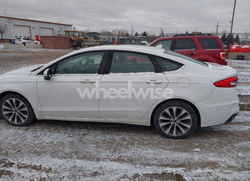Photo 14 of 2020 Ford Fusion SE (VIN 3FA6P0T98LR167278)